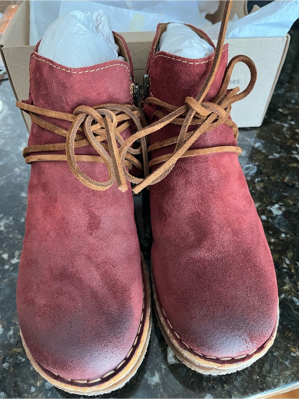 Women’s Born Calyn boots sz 8 nib